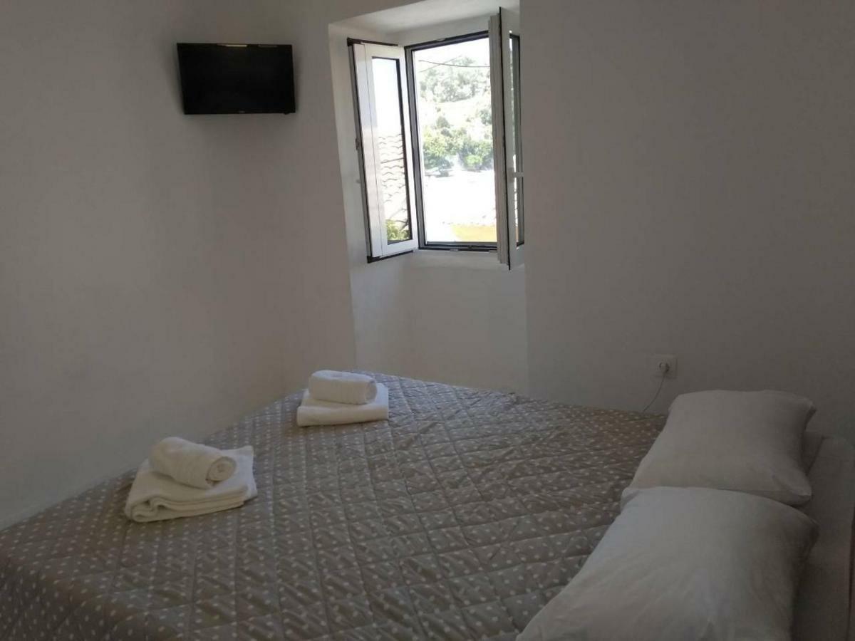 Tolos Budget Rooms Loggos Longos  Exterior photo